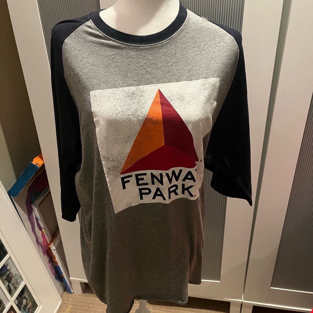 Size medium women’s Fenway Park T-shirt- NWT